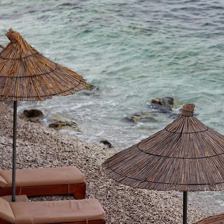 Jad Rooms Sarandë エクステリア 写真