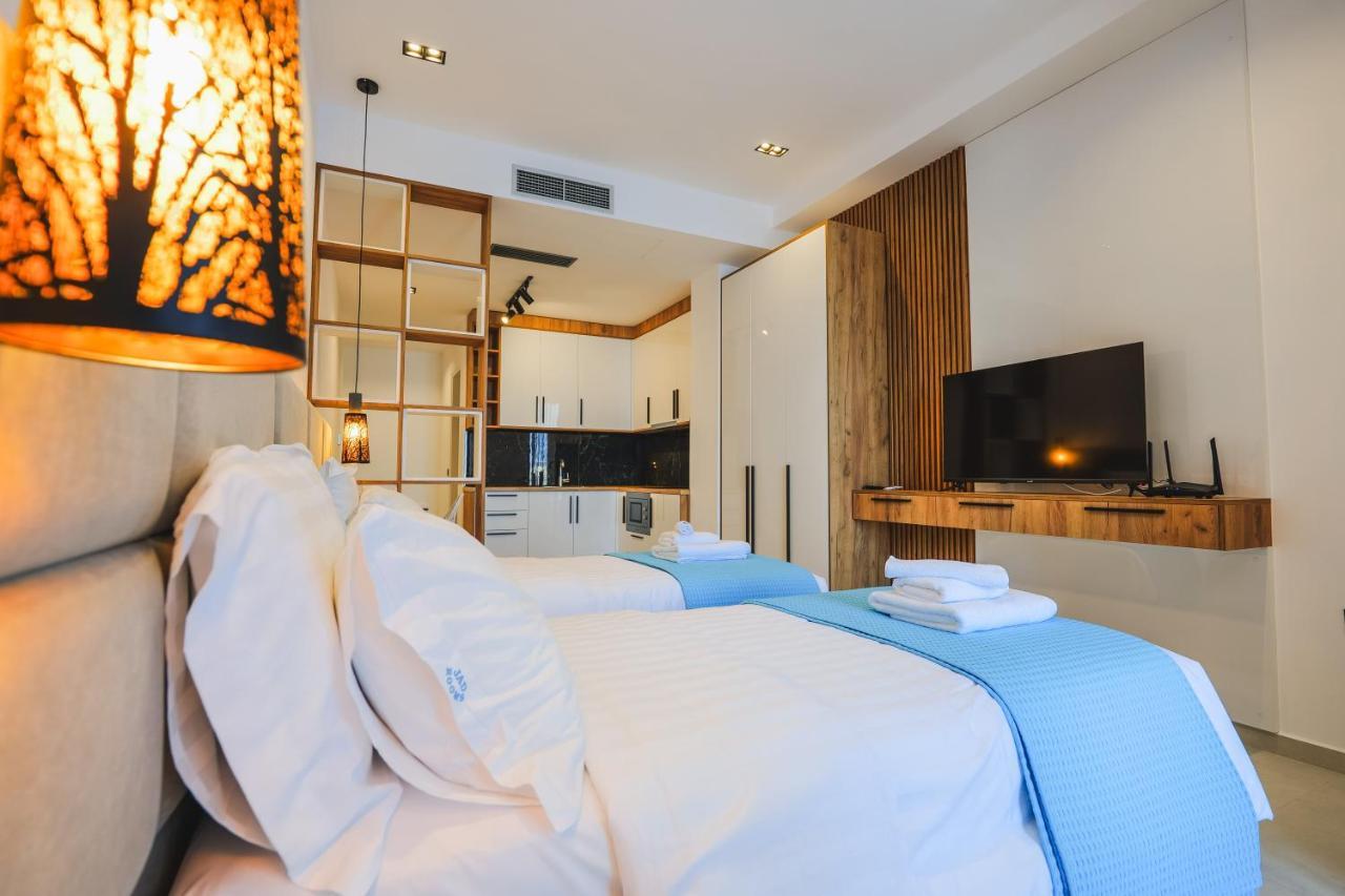 Jad Rooms Sarandë エクステリア 写真