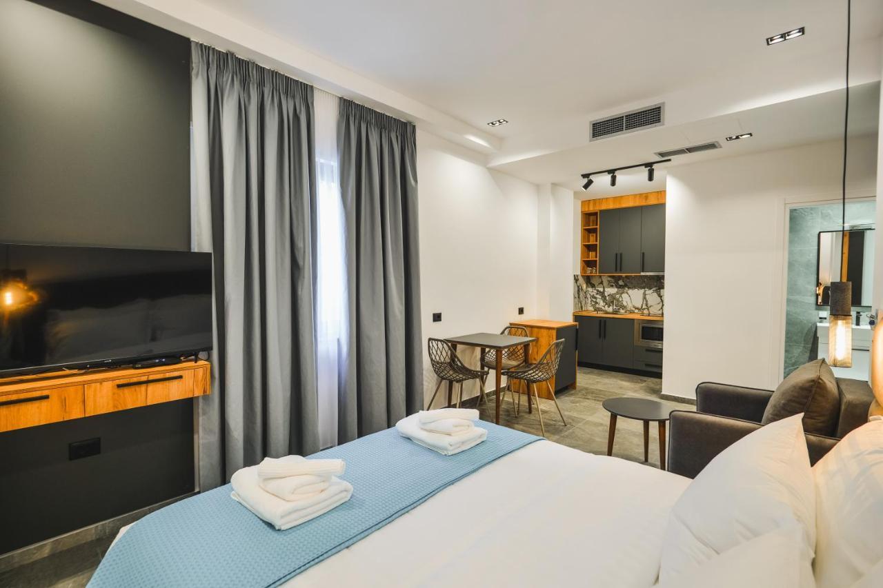 Jad Rooms Sarandë エクステリア 写真
