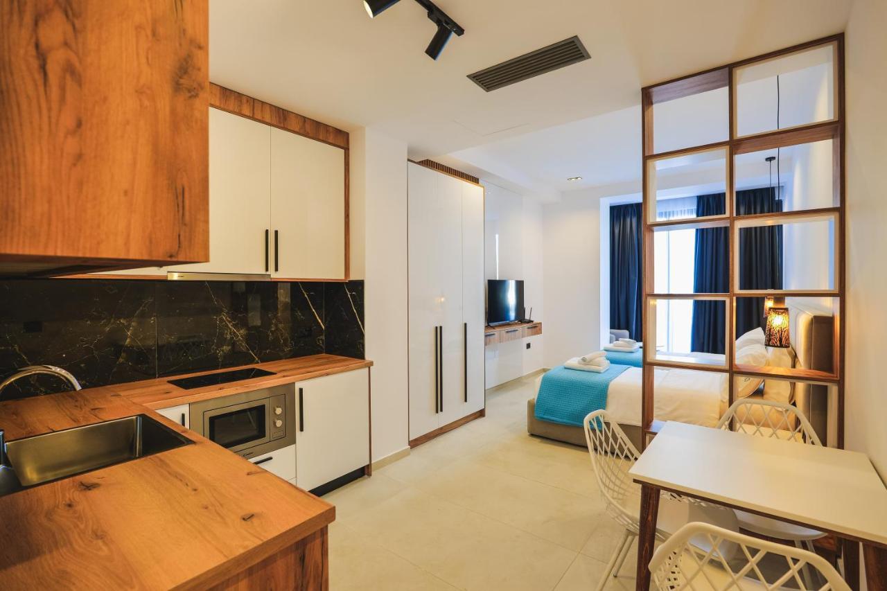 Jad Rooms Sarandë エクステリア 写真