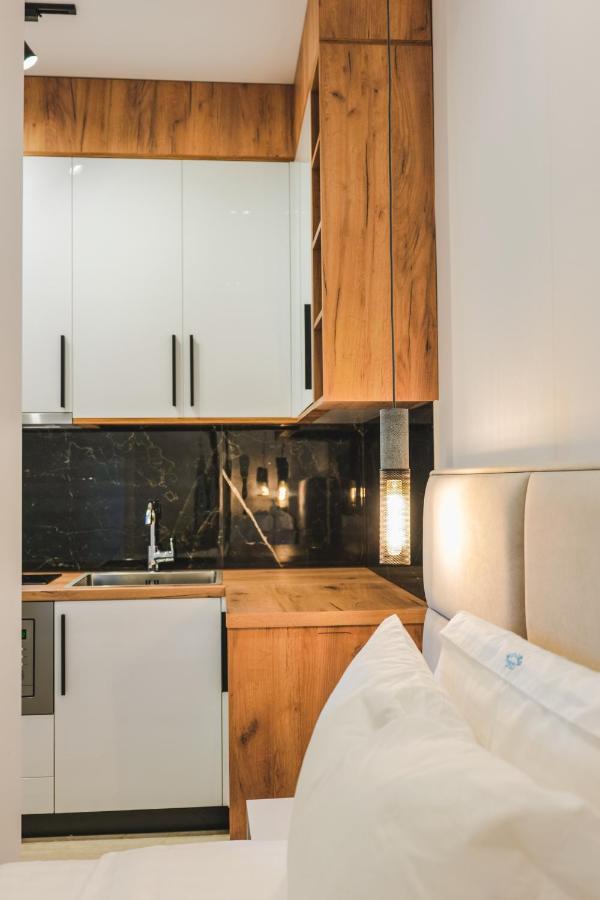 Jad Rooms Sarandë エクステリア 写真
