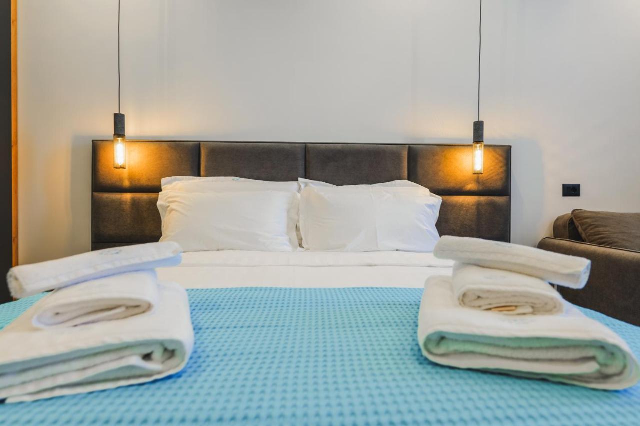 Jad Rooms Sarandë エクステリア 写真