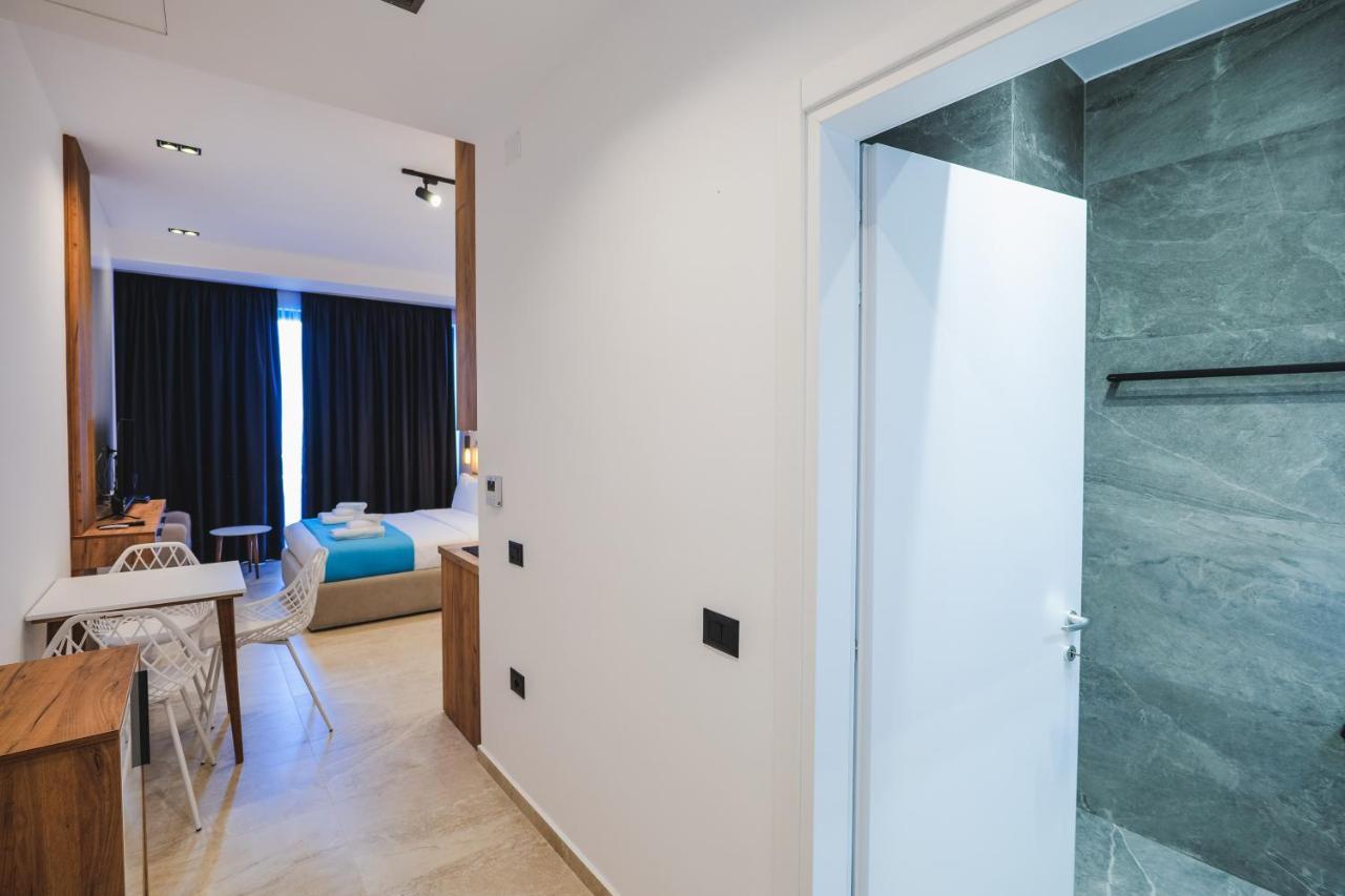 Jad Rooms Sarandë エクステリア 写真