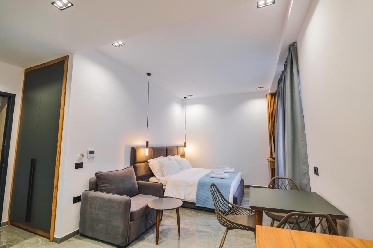 Jad Rooms Sarandë エクステリア 写真