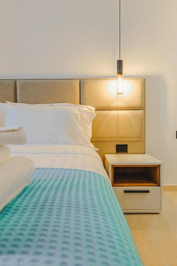 Jad Rooms Sarandë エクステリア 写真