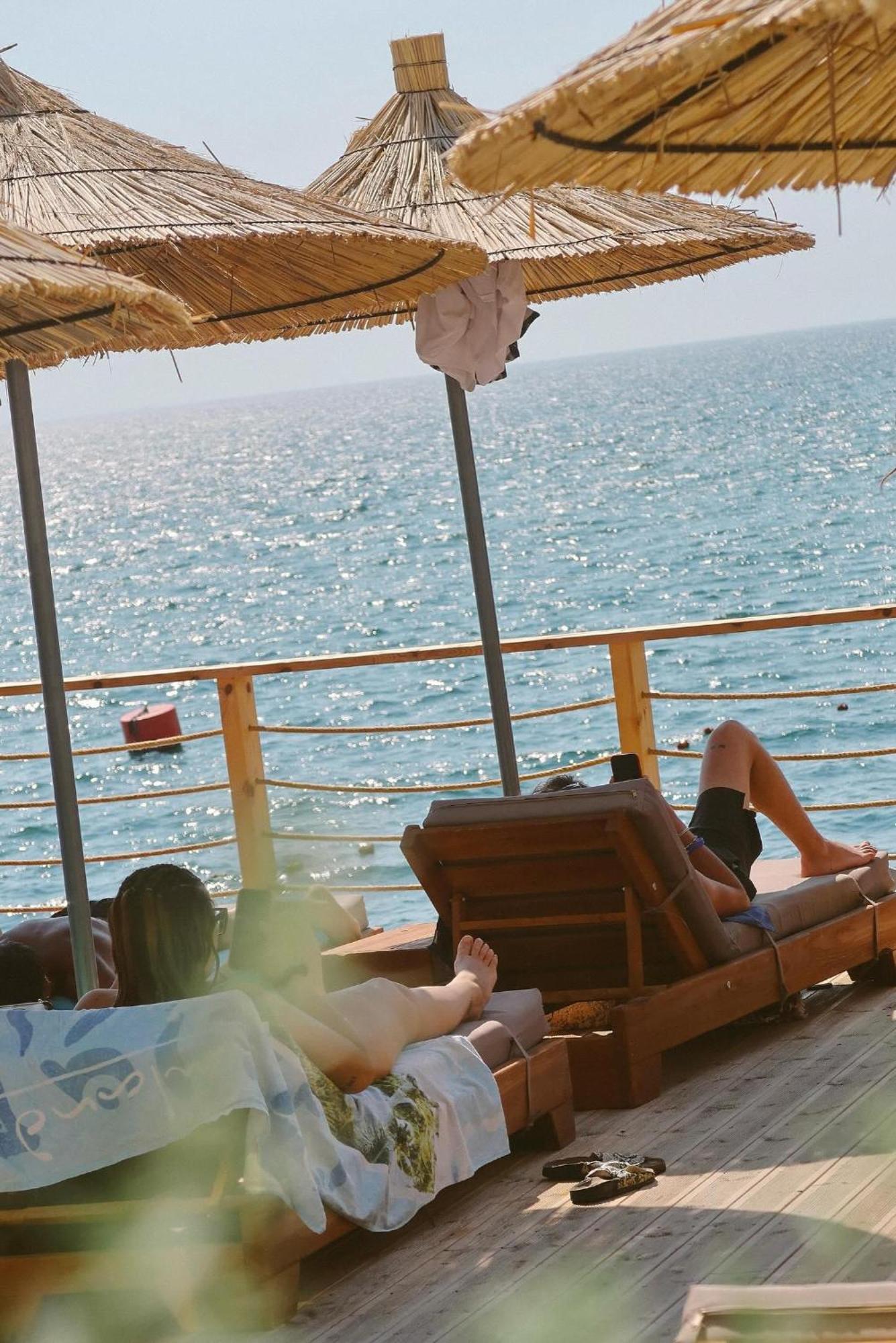 Jad Rooms Sarandë エクステリア 写真